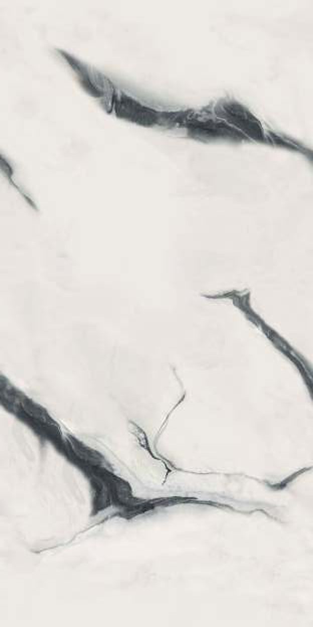 Portro White — Glossy finish, 600 x 1200 mm